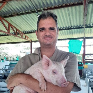 Mateo Gómez R.