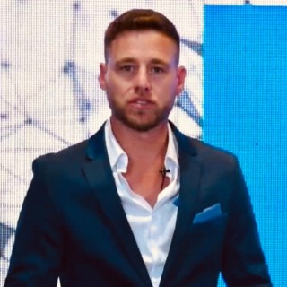 Lucas Olaviaga